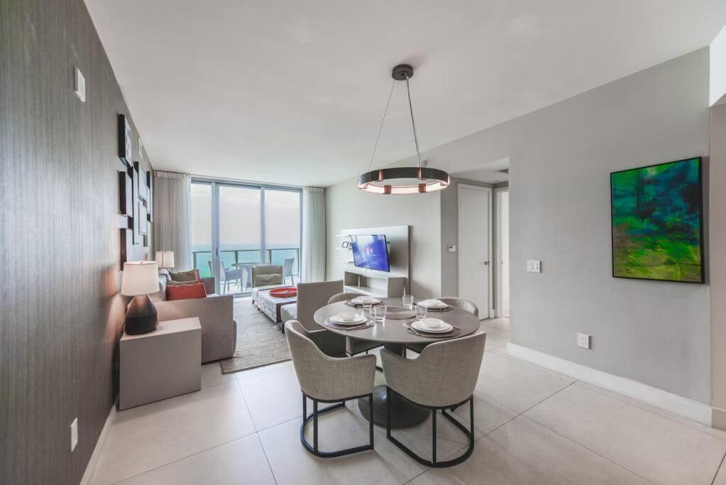 Spectacular Sunset Views Over The Ocean At Hollywood Exteriör bild