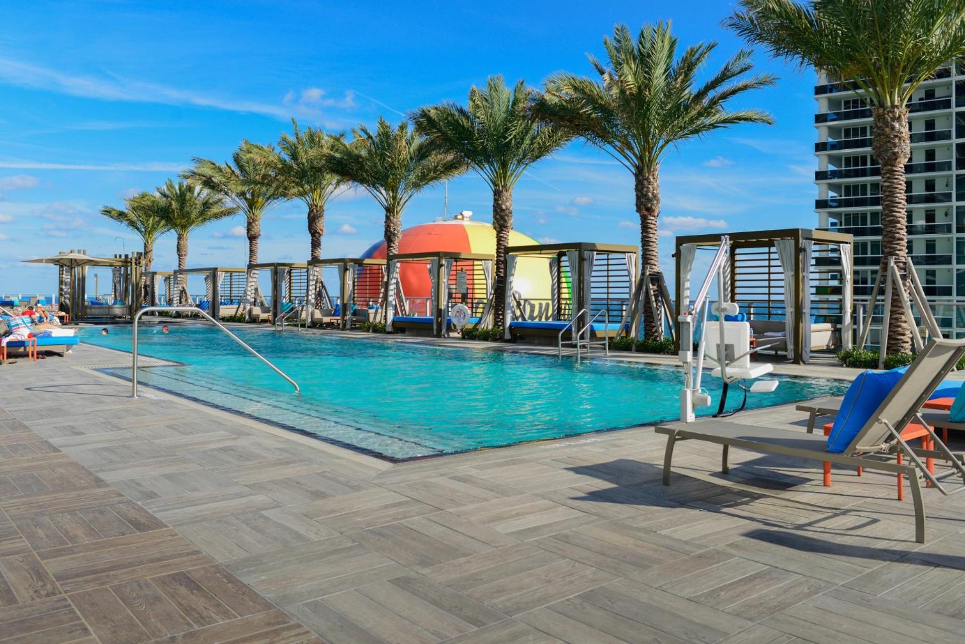 Spectacular Sunset Views Over The Ocean At Hollywood Exteriör bild