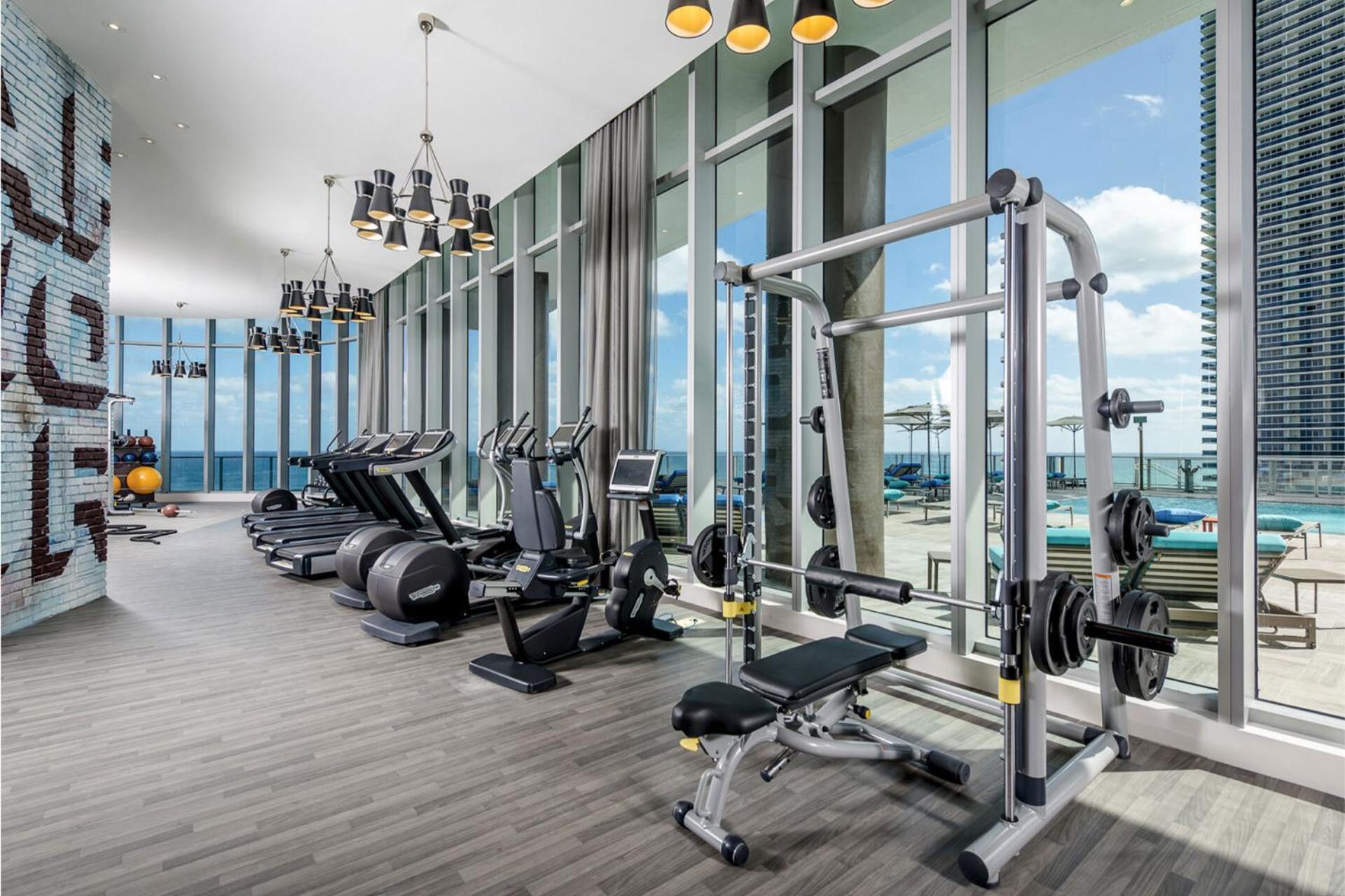 Spectacular Sunset Views Over The Ocean At Hollywood Exteriör bild